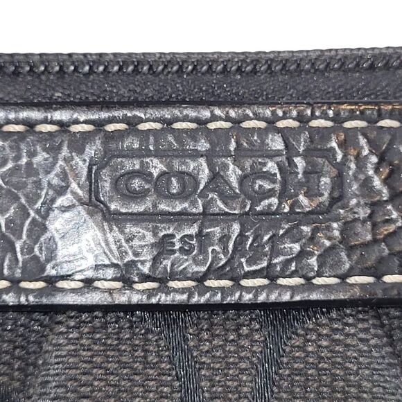 Coach Black Signature C Jacquard Wristlet with Leather Trim & Hangtag 6x4 - Picture 2 of 6
